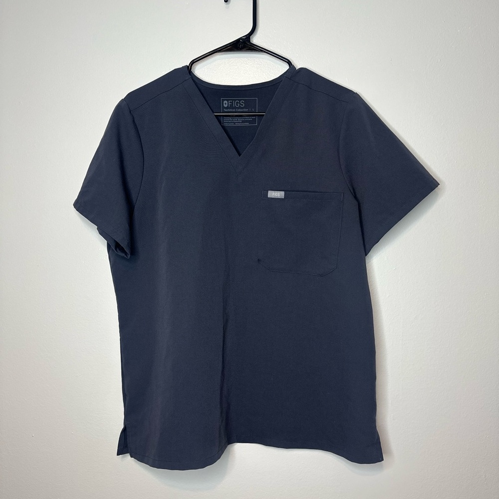 FIGS Women’s Large Gray V-Neck Scrub Shirt